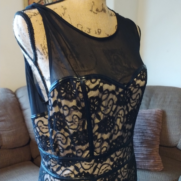 Dress size L (no name) - Picture 9 of 13